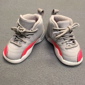 Nike Air Jordan Retro 12, Grey/Pink/White Size 6C